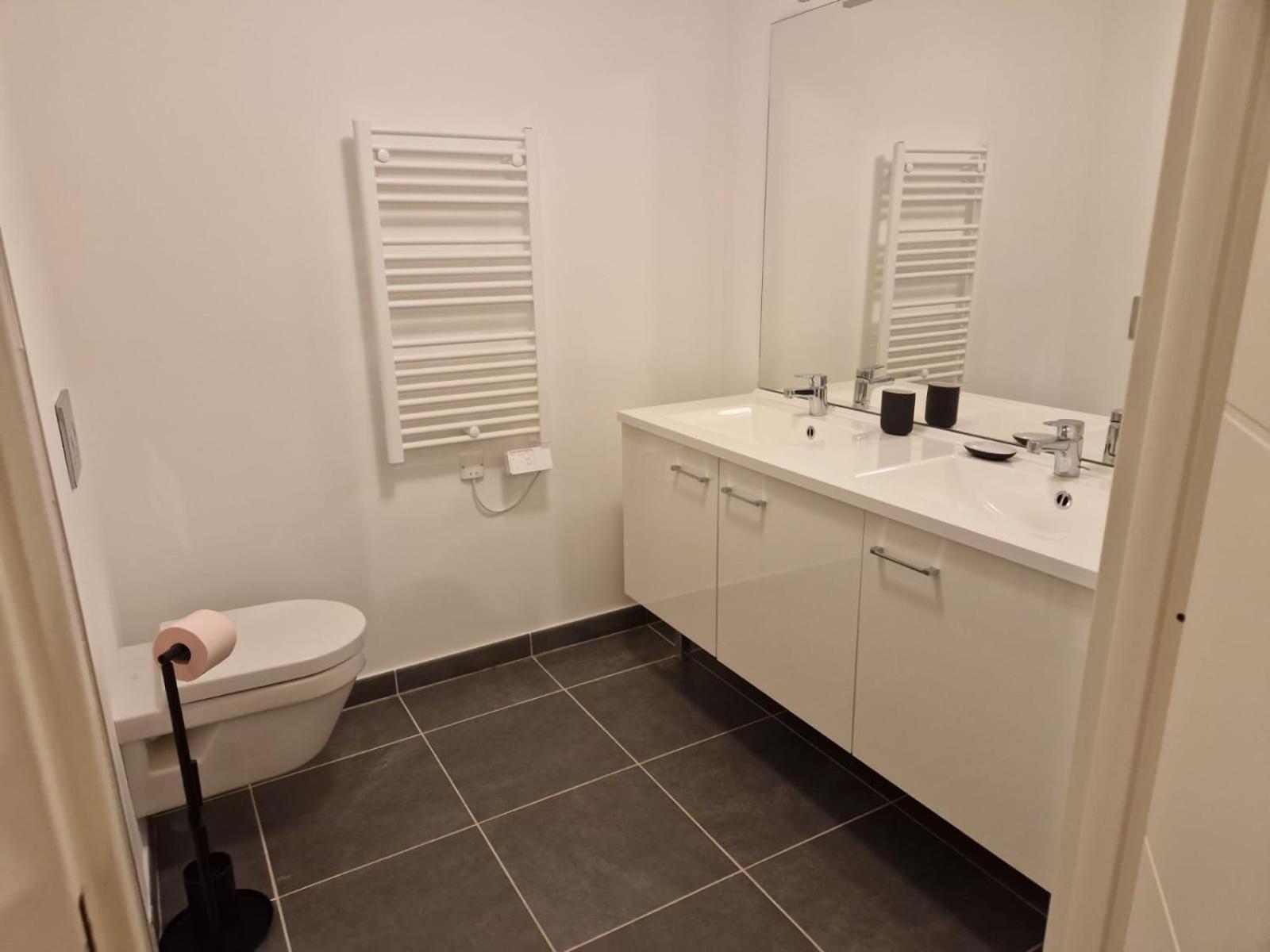Appartement Bormes Exteriör bild