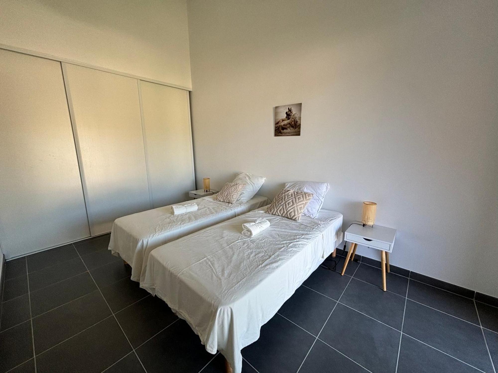 Appartement Bormes Exteriör bild